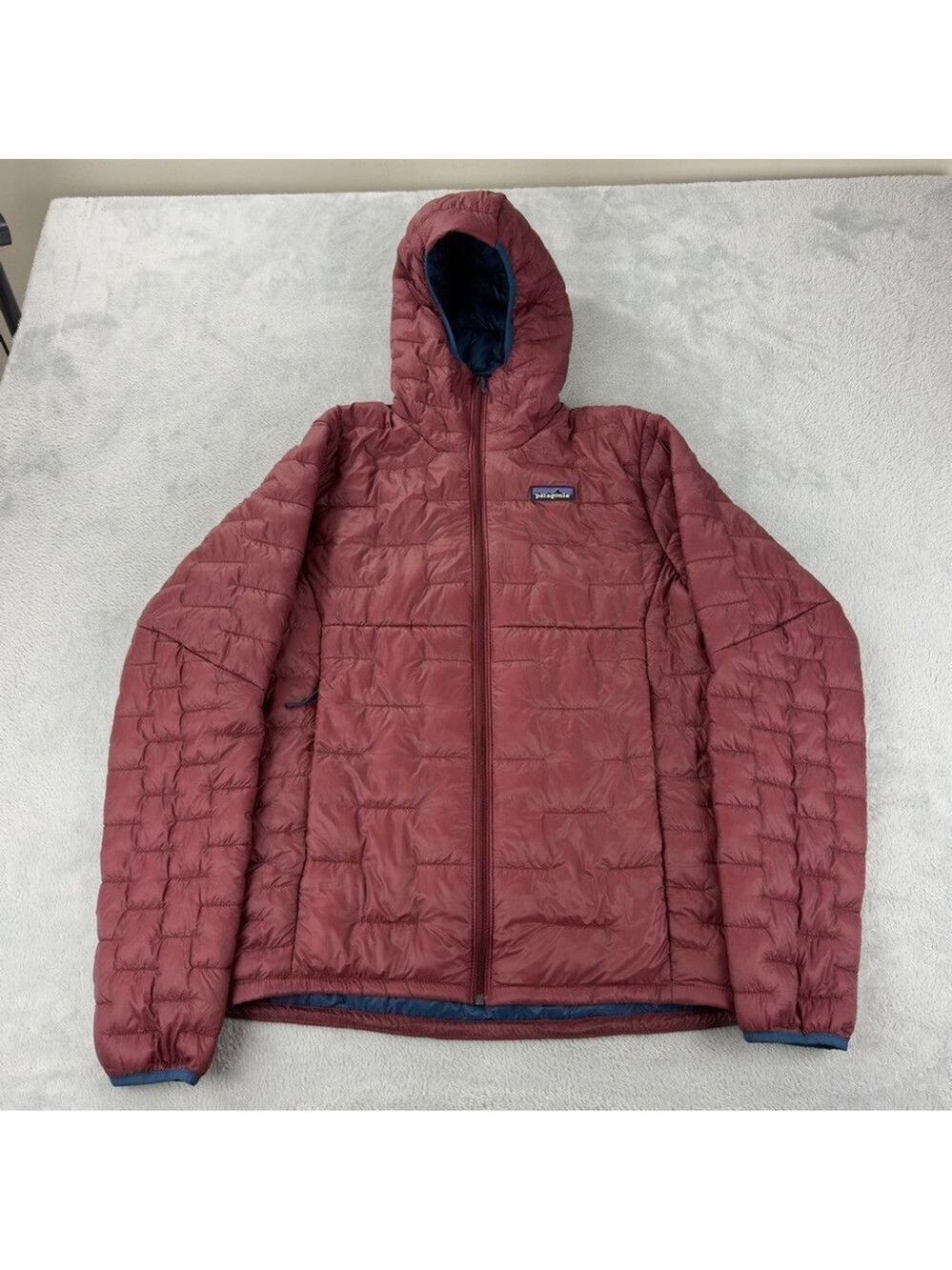 Patagonia NWT Men's Size Small Micro Puff Hoody 84031 Style Number